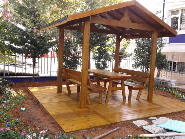 Çatılı Piknik Masası 