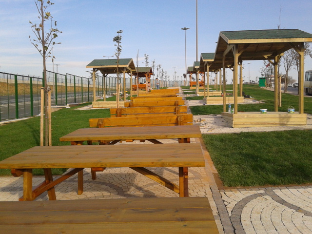 Çatılı Piknik Masası 