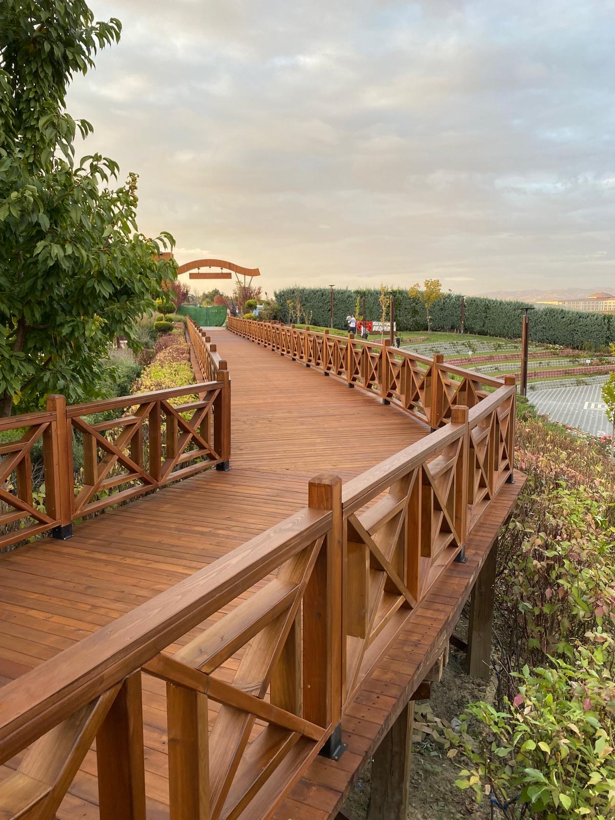 Ahşap Bahçe Çitleri