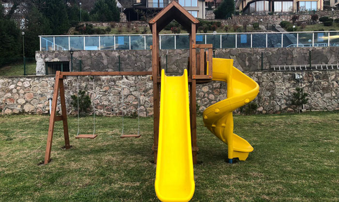Çocuk Oyun Parkı 